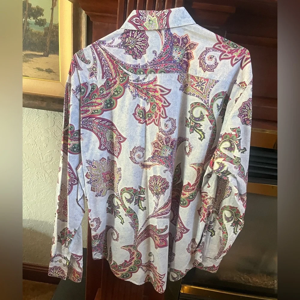 Robert Graham button up - Picture 2 of 3
